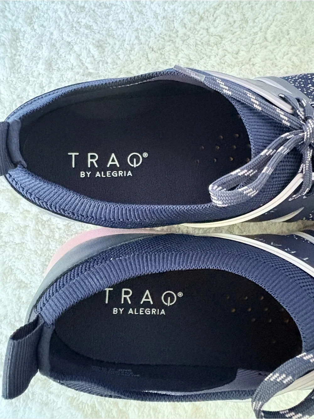 Traq by Algeria lavender fitness walking sneakers Women’s Size 42/US 11.5 NWOT